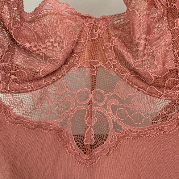 Delicate and soft lace peach pink Victoria’s Secret Slip Dress / Size XS - Picture 10 of 10